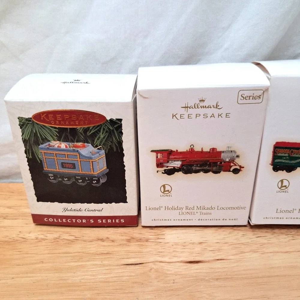 Hallmark keepsake lionel